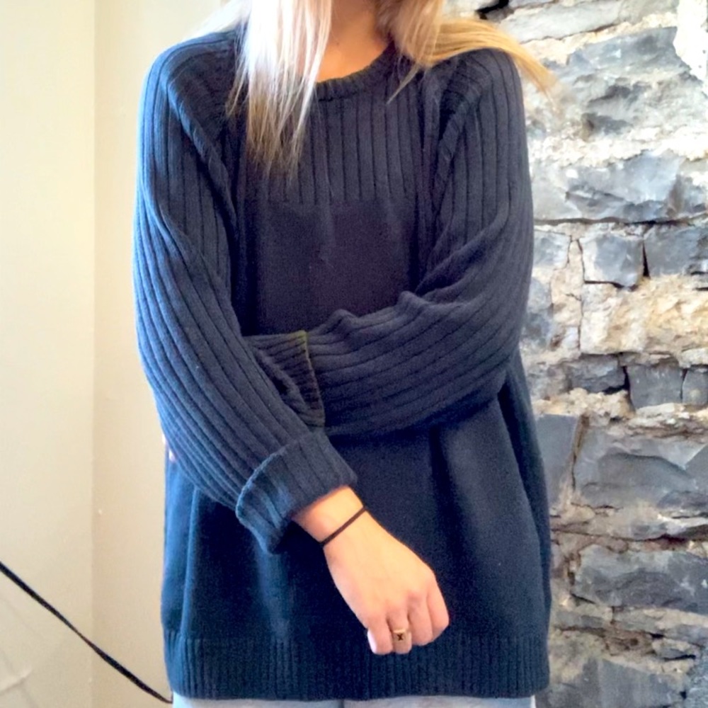 Oversized Columbia Knit Sweater size L